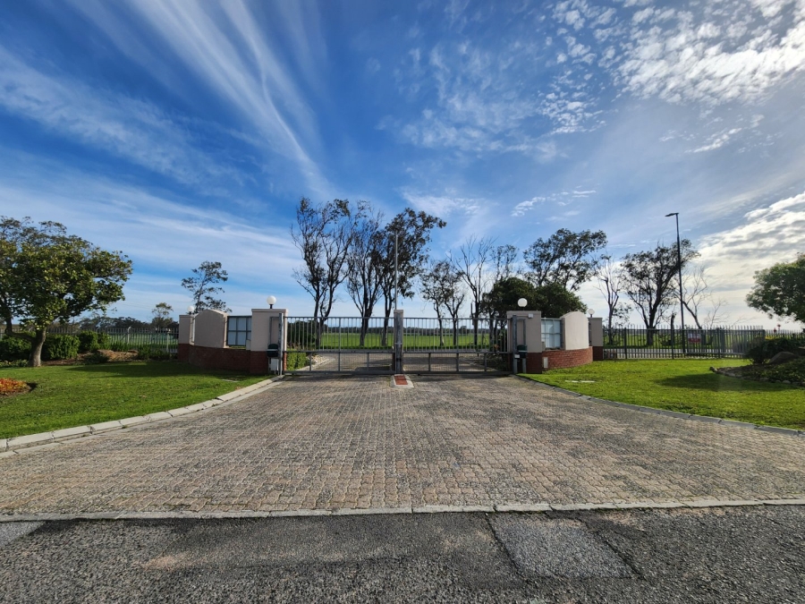 To Let commercial Property for Rent in Mall Interchange Western Cape